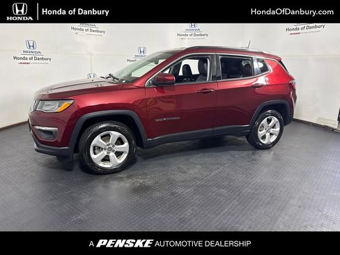 Used 2021 Jeep Compass Latitude w/ Convenience Group AWD/4WD image 1