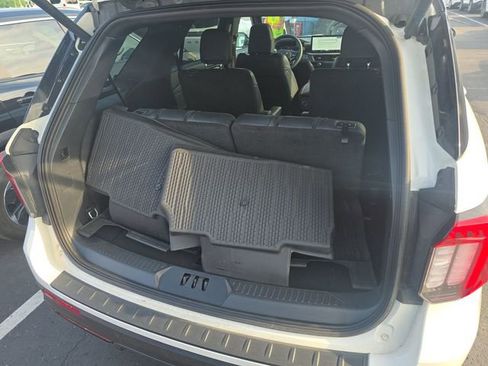 Used 2025 Ford Explorer ST w/ Sun And Sound Package AWD/4WD image 18
