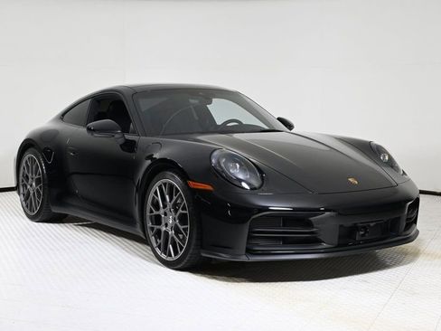Certified 2025 Porsche 911 Carrera w/ Premium Package image 9
