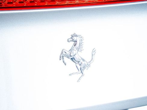 Used 2017 Ferrari California T image 30