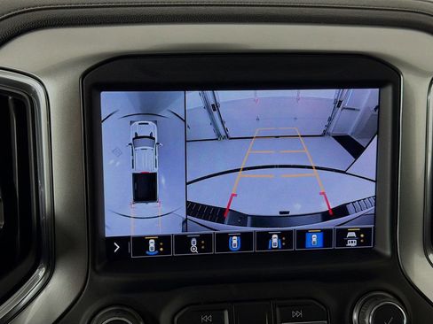 Used 2020 Chevrolet Silverado 2500 LTZ w/ LTZ Premium Package image 15