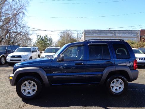 Used 2003 Jeep Liberty Sport image 8