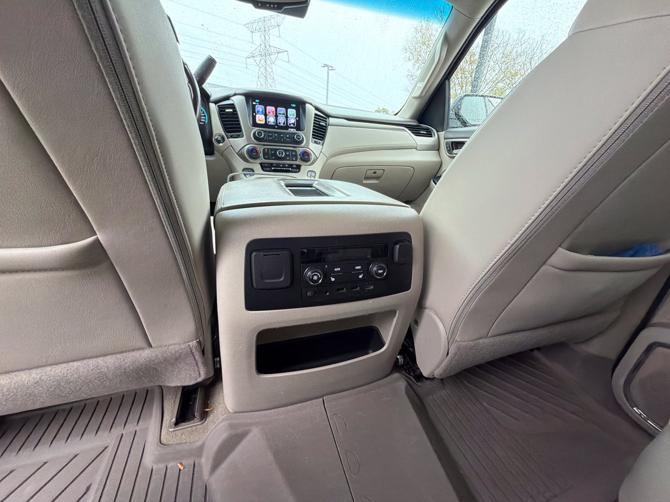Used 2018 GMC Yukon Denali w/ Open Road Package AWD/4WD image 29