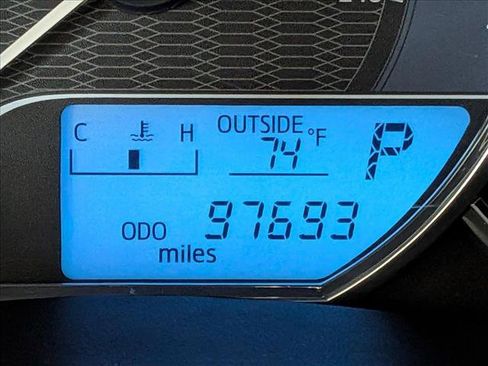 Used 2014 Toyota Corolla LE FWD image 12