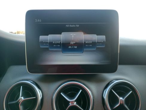 Used 2019 Mercedes-Benz GLA 250 GLA 250 image 4