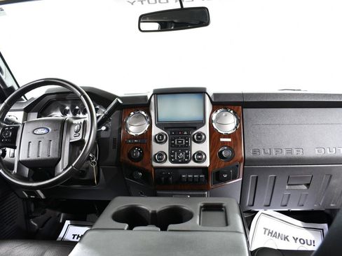 Used 2015 Ford F250 Lariat w/ Chrome Package image 7