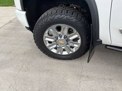 Certified 2024 Chevrolet Silverado 3500 High Country w/ High Country Premium Package AWD/4WD image 28