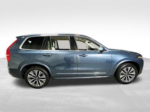 Used 2020 Volvo XC90 T5 Momentum w/ Protection Package Premier AWD/4WD image 10