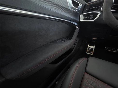 New 2025 Audi RS 7 Performance image 25