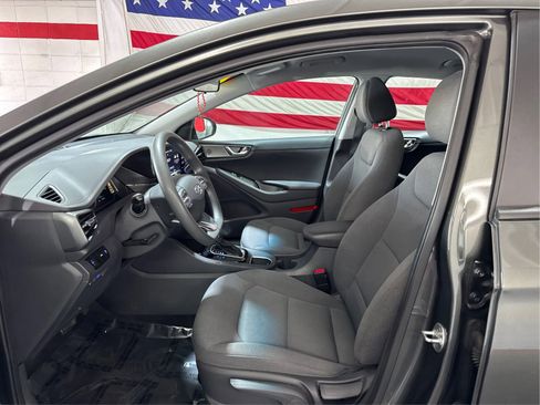 Used 2022 Hyundai Ioniq Blue image 9