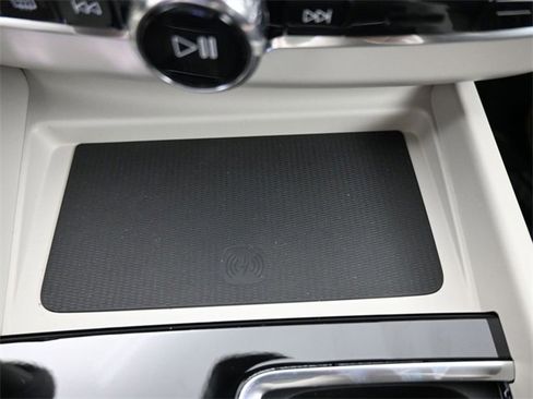 New 2026 Volvo XC60 B5 Ultra w/ Protection Package Premier image 11