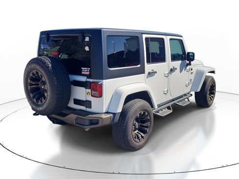Used 2017 Jeep Wrangler 75th Anniversary image 6