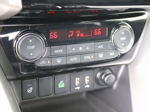 New 2026 Mitsubishi Eclipse Cross SEL image 11