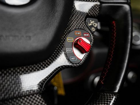 Used 2012 Ferrari 458 Spider RWD image 48