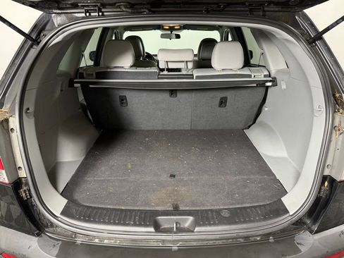 Used 2011 Kia Sorento LX image 11