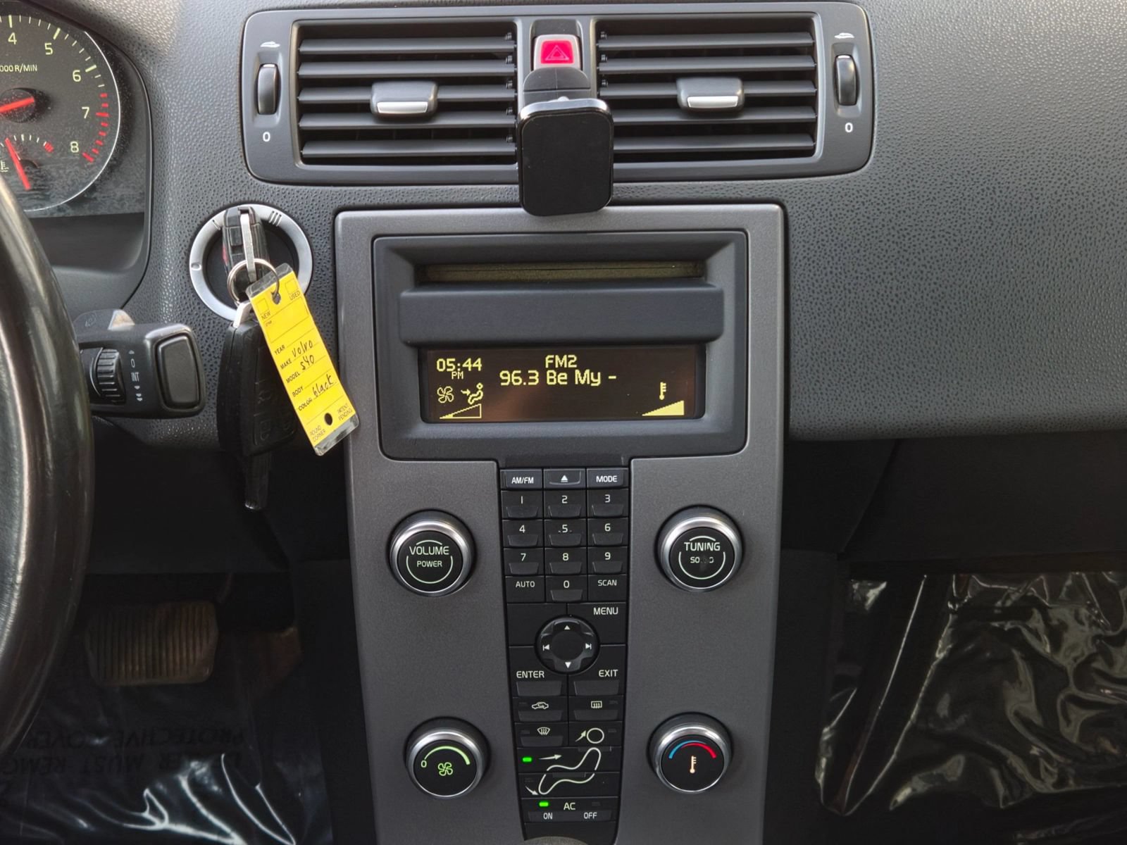 Used 2008 Volvo S40 2.4i FWD image 25