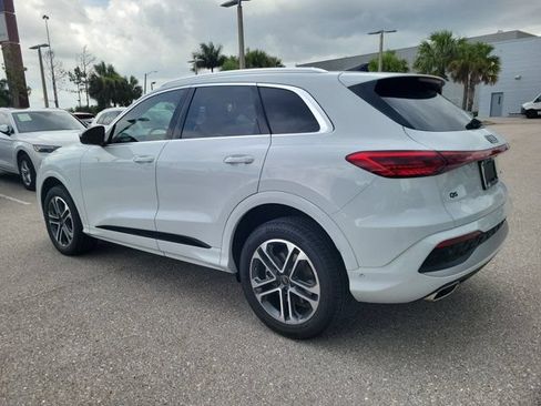 Certified 2025 Audi Q5 Premium w/ Premium Plus AWD/4WD image 5