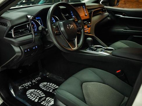 Used 2024 Toyota Camry LE FWD image 8