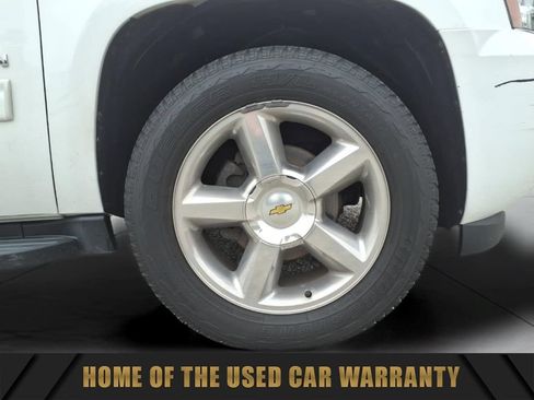 Used 2013 Chevrolet Suburban LT w/ Luxury Package AWD/4WD image 11