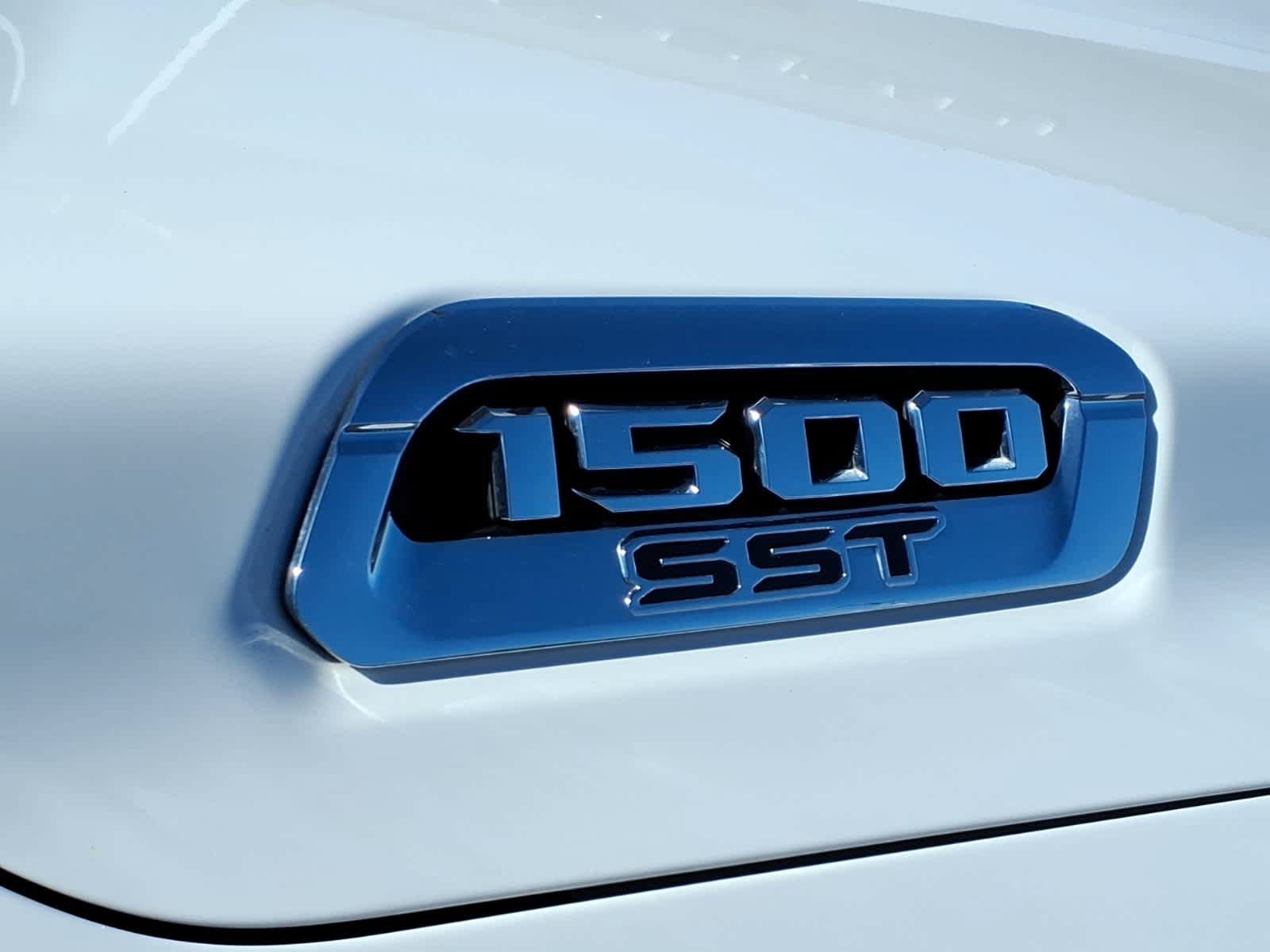 Used 2025 RAM 1500 Big Horn AWD/4WD image 14