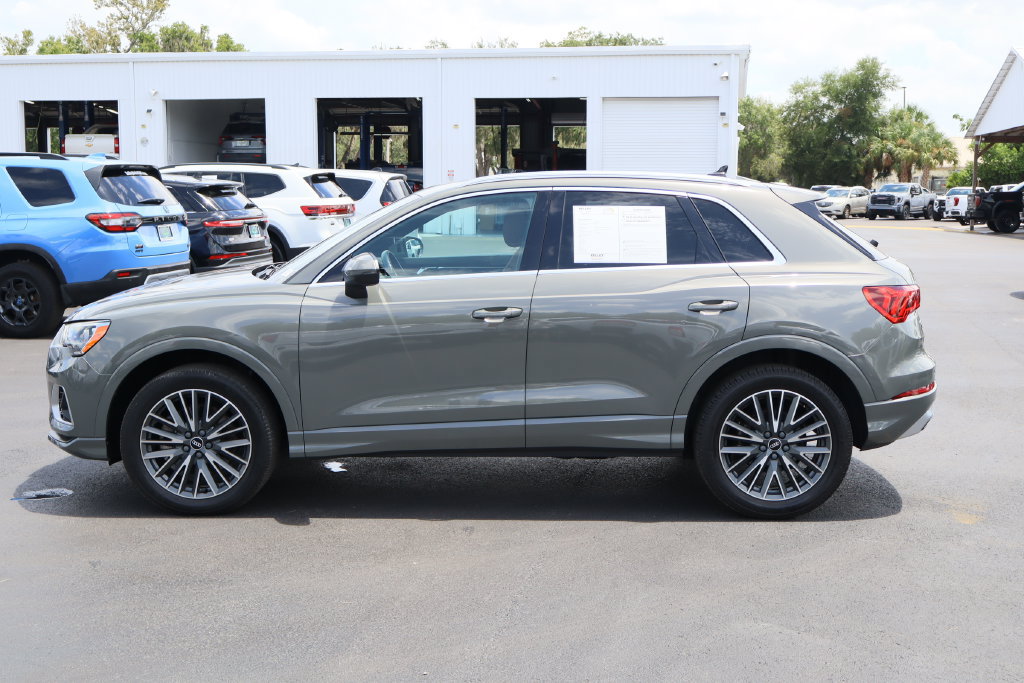 Used 2022 Audi Q3 2.0T Premium AWD/4WD image 6