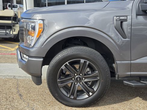 Used 2022 Ford F150 XLT w/ Equipment Group 302A High image 5