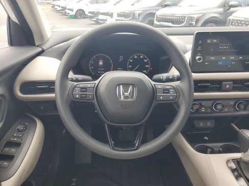 New 2026 Honda HR-V LX image 10