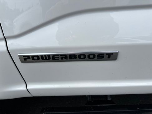 Used 2021 Ford F150 Platinum w/ Equipment Group 701A High AWD/4WD image 11