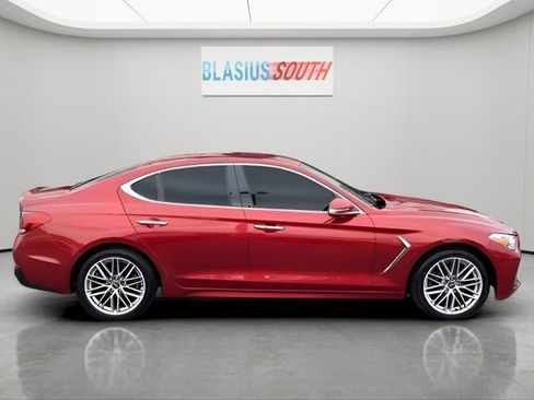 Used 2021 Genesis G70 2.0T image 2