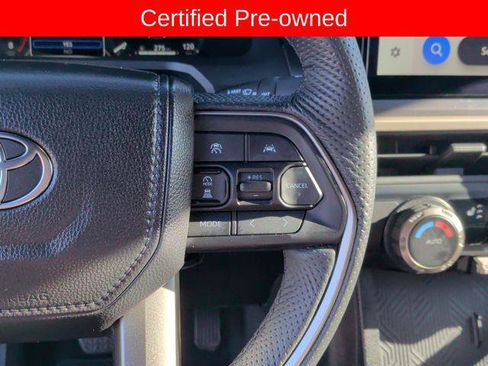 Certified 2025 Toyota Tacoma TRD Off-Road AWD/4WD image 16