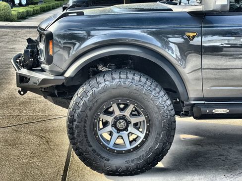 Used 2024 Ford Bronco Badlands AWD/4WD image 10