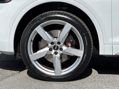 Used 2022 Audi SQ5 Premium image 26