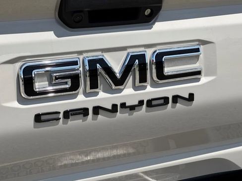 New 2026 GMC Canyon Elevation RWD image 32