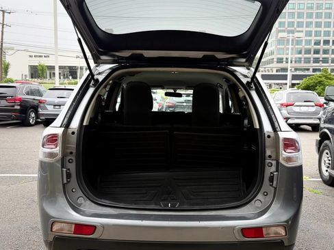 Used 2015 Mitsubishi Outlander ES FWD image 38
