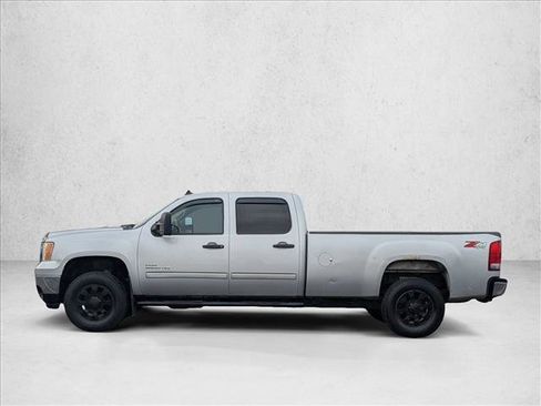 Used 2012 GMC Sierra 3500 SLE w/ Suspension Package, Off-Road image 8