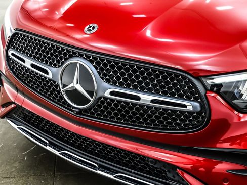 New 2026 Mercedes-Benz GLC 300 image 13