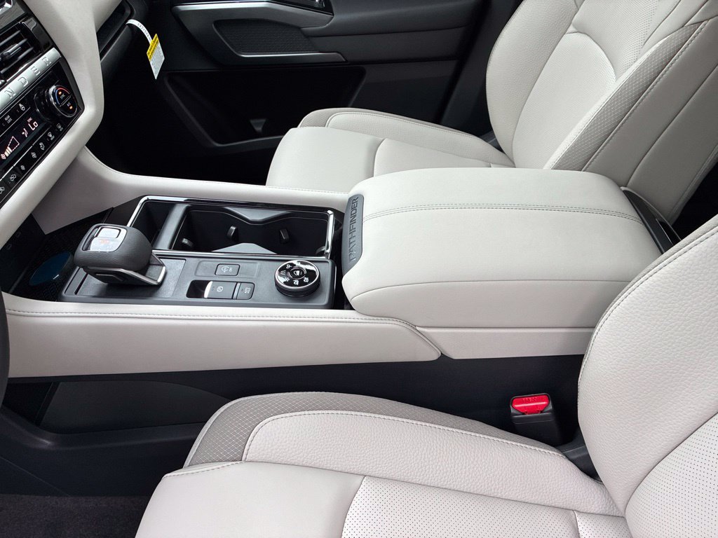 New 2026 Nissan Pathfinder SL AWD/4WD image 23