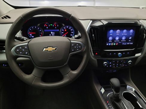 Used 2021 Chevrolet Traverse LT FWD image 22