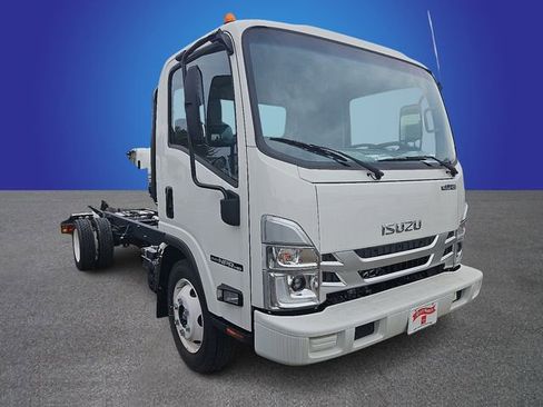 New 2025 Isuzu NPR image 2