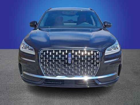 Used 2025 Lincoln Corsair Grand Touring w/ Equipment Group 301A AWD/4WD image 2