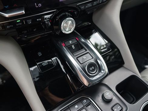 Certified 2024 Acura MDX SH-AWD w/ Technology Package image 28