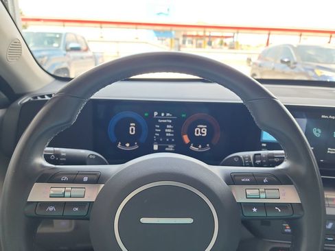 Used 2025 Hyundai Kona SEL AWD/4WD image 20