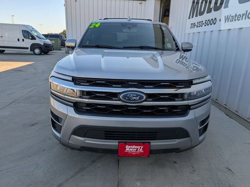 Used 2024 Ford Expedition Limited image 40