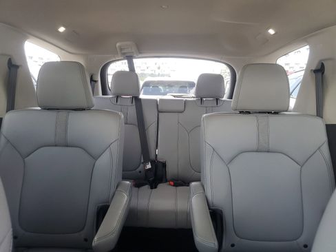 Used 2024 Honda Pilot EX-L image 13