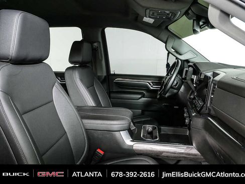 Used 2024 Chevrolet Silverado 2500 LTZ w/ LTZ Convenience Package image 22