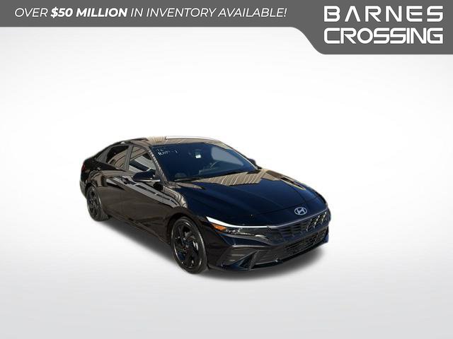 Used 2026 Hyundai Elantra SEL FWD image 1