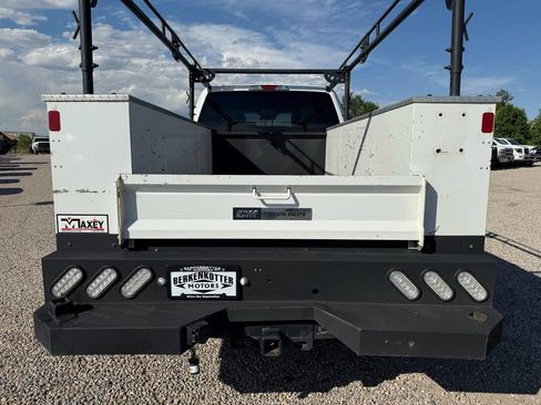 Used 2018 Ford F250 XL w/ Power Equipment Group AWD/4WD image 9