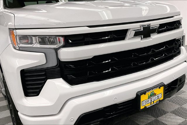 Used 2025 Chevrolet Silverado 1500 RST AWD/4WD image 36