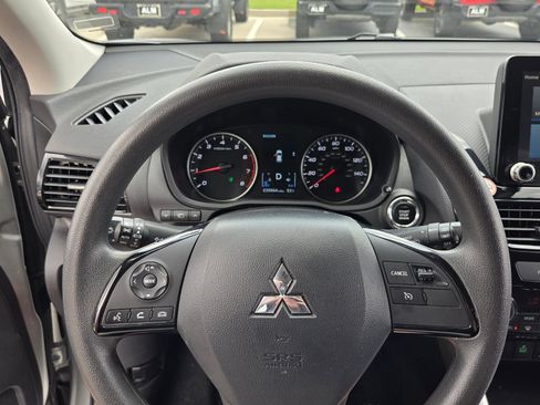 Used 2024 Mitsubishi Eclipse Cross LE AWD/4WD image 25