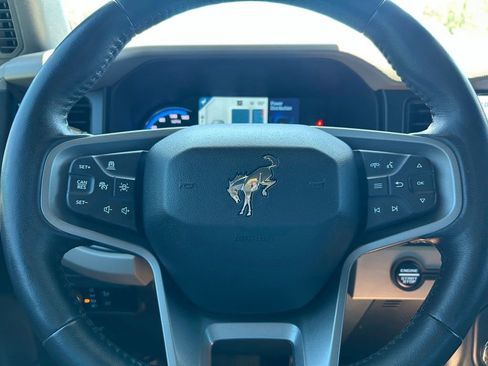 Used 2023 Ford Bronco Wildtrak AWD/4WD image 21
